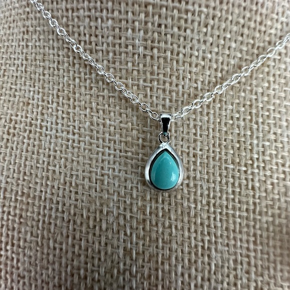 Small, Dainty Silver Turquoise Teardrop Pendant Necklace on Box Chain - Picture 7 of 14